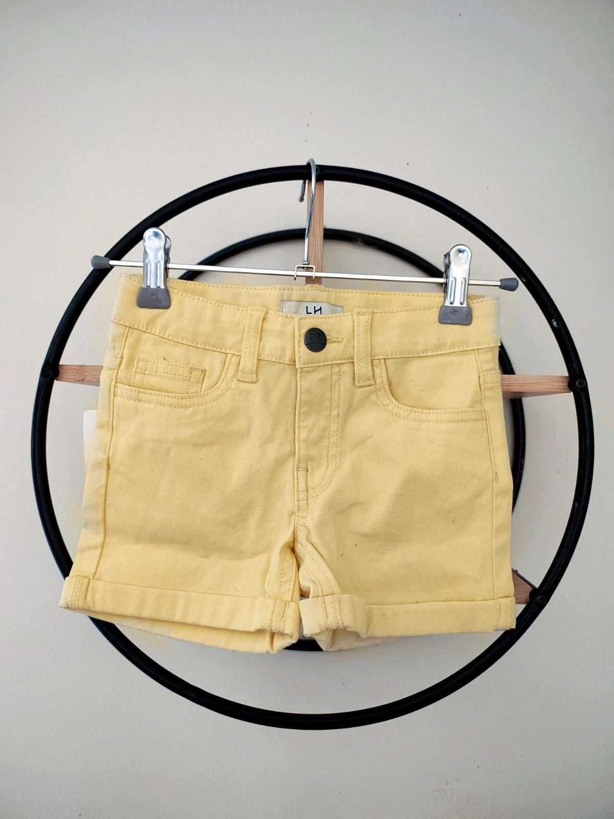 6 ans short jaune la halle neuf étiquette